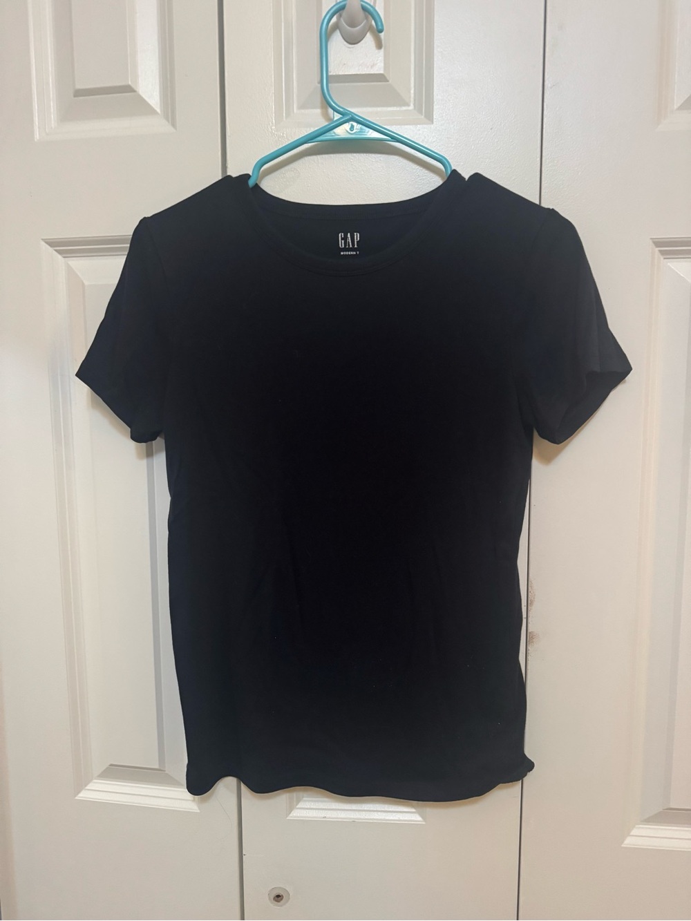 GAP Women's Black Short Sleeve Crew Tee